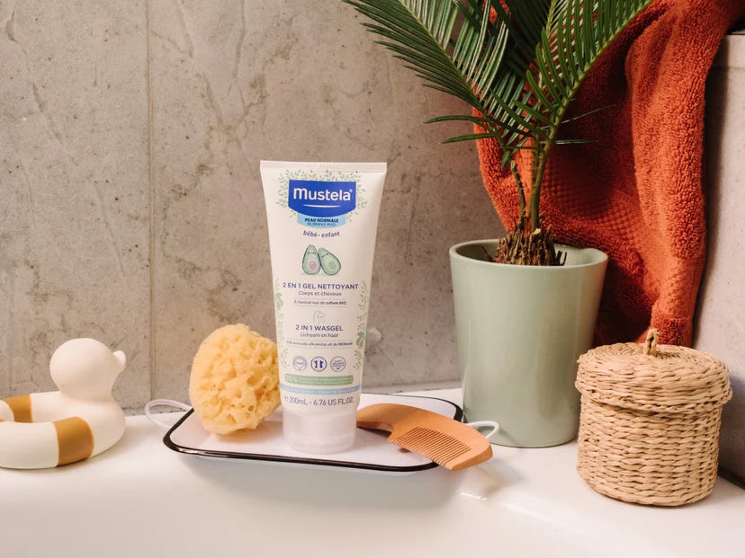 MUSTELA Gel Nettoyant 2 en 1 Bébé à l'avocat BIO 200 ml